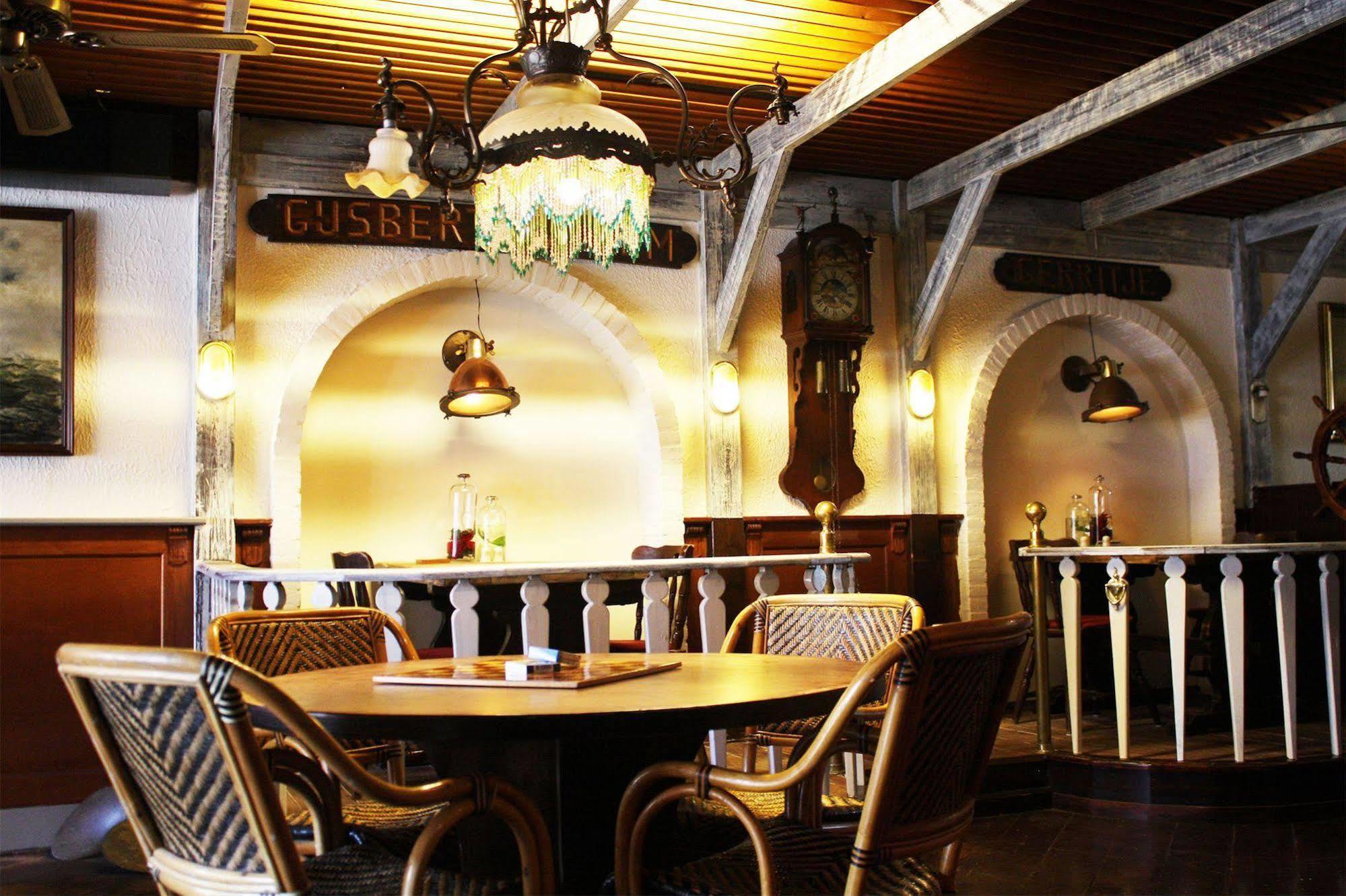 Hotel-Restaurant Loodsmans Welvaren Bv Den Hoorn  Extérieur photo