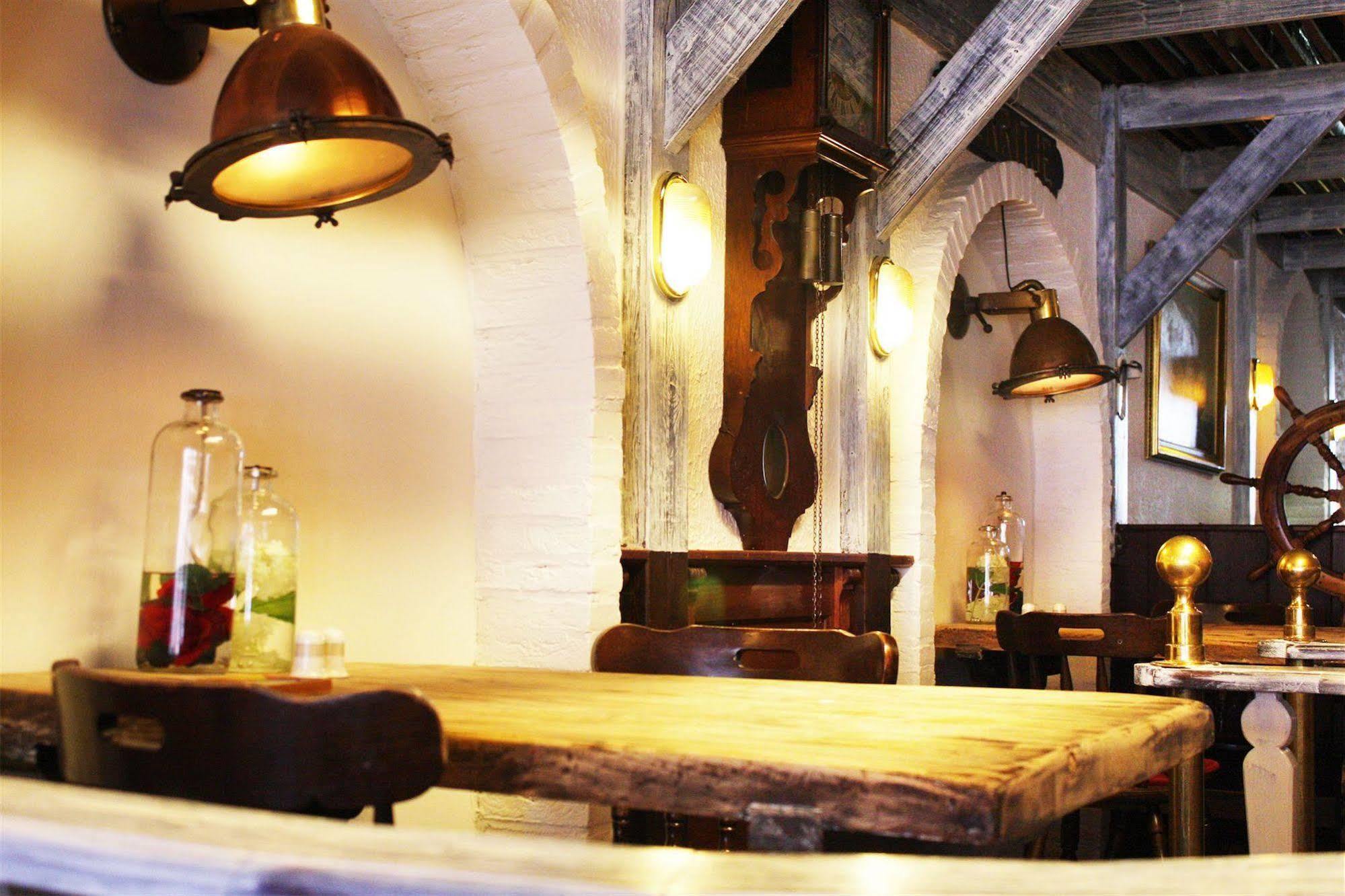 Hotel-Restaurant Loodsmans Welvaren Bv Den Hoorn  Extérieur photo